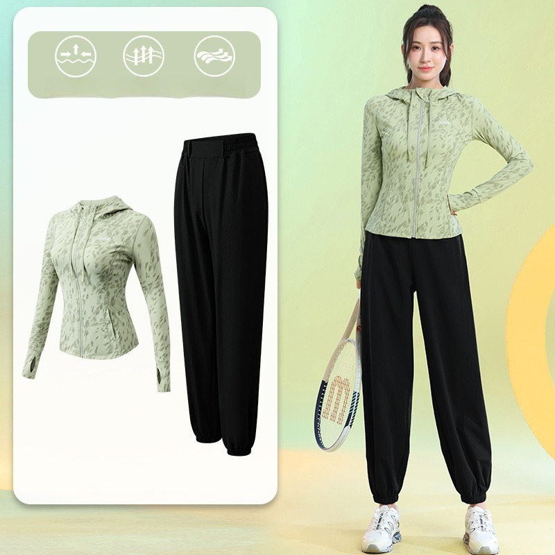 女性用ランニングスーツ長袖花柄ジップパーカージョガーパンツ速 - Running Gear のレビューと価格